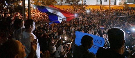 Paraguay: protestan frente a la sede de la Justicia Electoral denunciando fraude