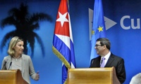 La UE pide a Cuba "reabrir la negociación de una solución política" en Venezuela