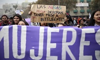 Piñera prepara un anuncio en la agenda de género y el movimiento feminista convoca a una nueva marcha
