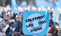 Argentina: marchas contra el aborto y presión de la Iglesia a los legisladores indecisos