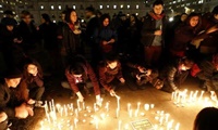 Chile: colectivo de mujeres realiza velatón en repudio a los cinco femicidios ocurridos en dos días